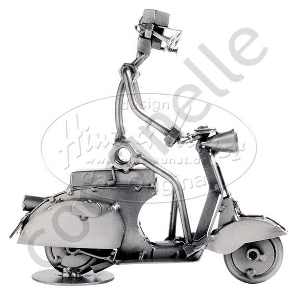 Le scooter (335)